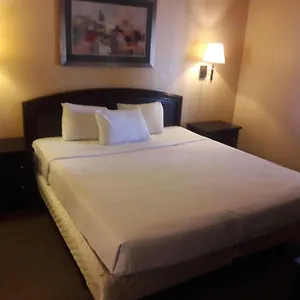 Hotel Emerald Convention Center
